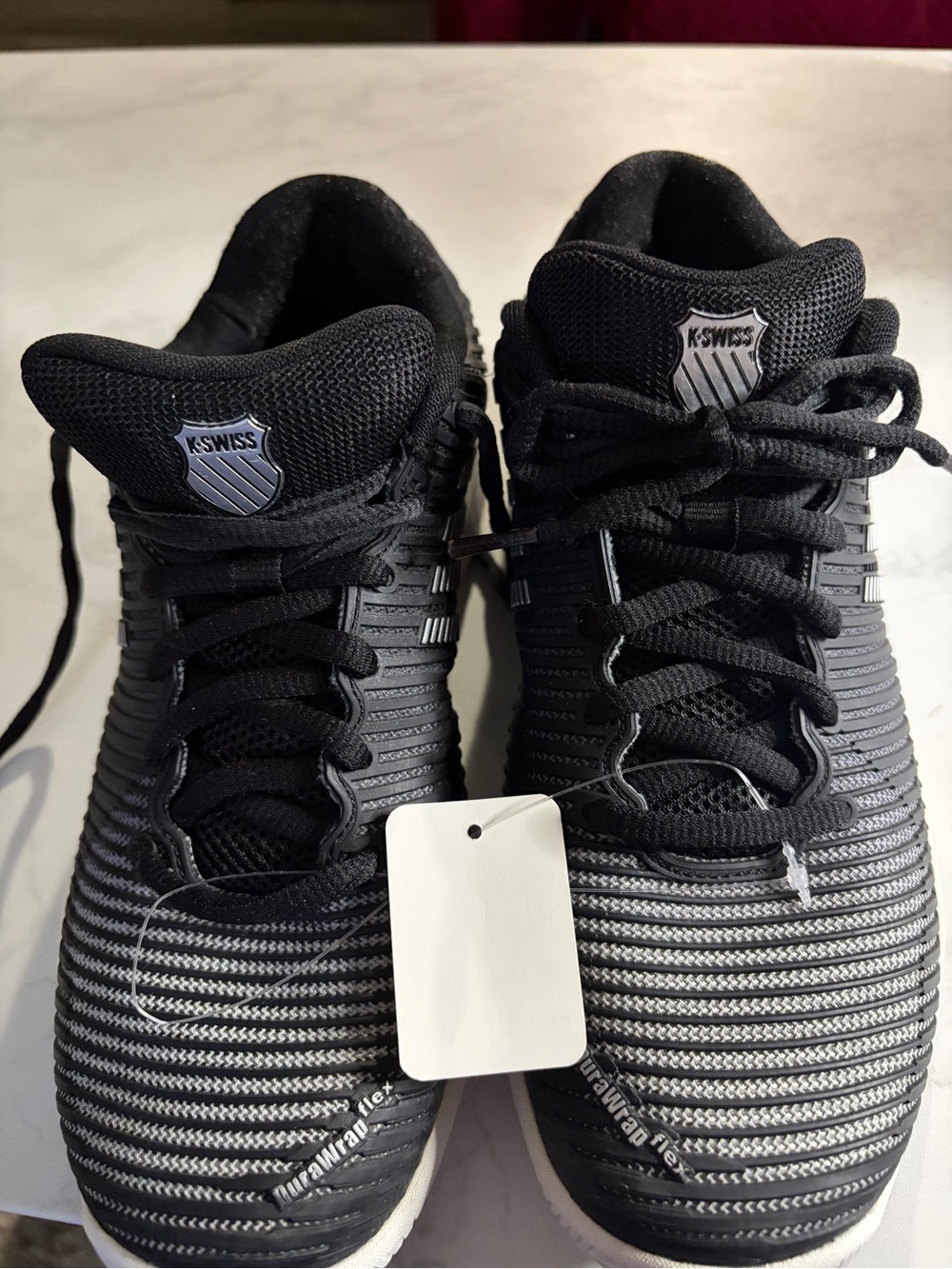 K-Swiss Men's Black and Gray Knit Lace-Up Sneakers